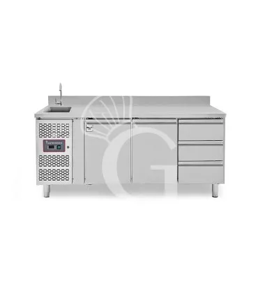 Subito Disponibile Tavolo refrigerato 3 cassetti a destra, 2 porte, lavello, rubinetto e alzatina, motore a sinistra P 700 mm, +2°C/+8°C