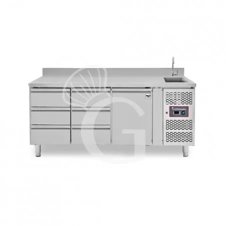 Prezzo Conveniente Tavolo refrigerato 6 cassetti da 1/3 a sinistra, 1 porta, lavello, rubinetto, alzatina, P 700 mm, +2°C/+8°C