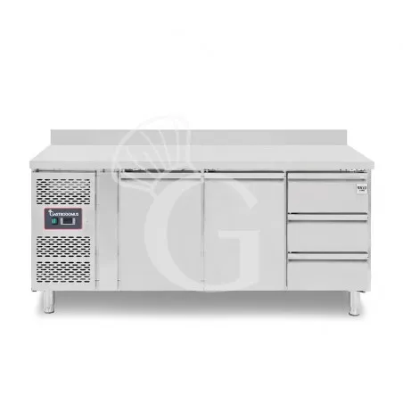 Offerta Del Giorno Tavolo Refrigerato 3 cassetti a destra, 2 porte, P 700 mm, -2°C/+8°C, alzatina Motore a sinistra