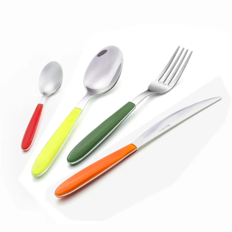 Offerta Del Giorno Servizio Posate Colorate 24 pezzi VERO 6 Coltello 6 Forchetta 6 Cucchiaio 6 Cucchiaino caffè (Colore Misto 24 pezzi) Eme Posaterie