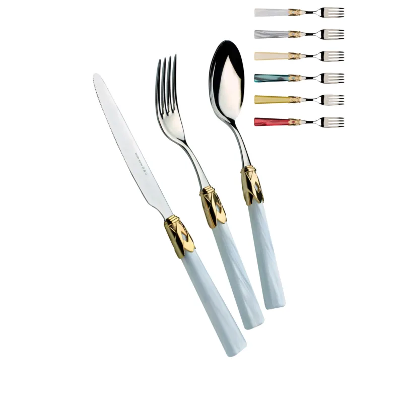 CAPRI Ghiera ORO E ACCIAIO, 6 posti tavola, Servizio posate 24 pezzi in acciaio inox 18/10 lucido spessore 2,5 mm Manico acrilico madreperlato con ghiera in ORO lucido lavabile in lavastoviglie Domus e Design bianco perlato Ordina Subito
