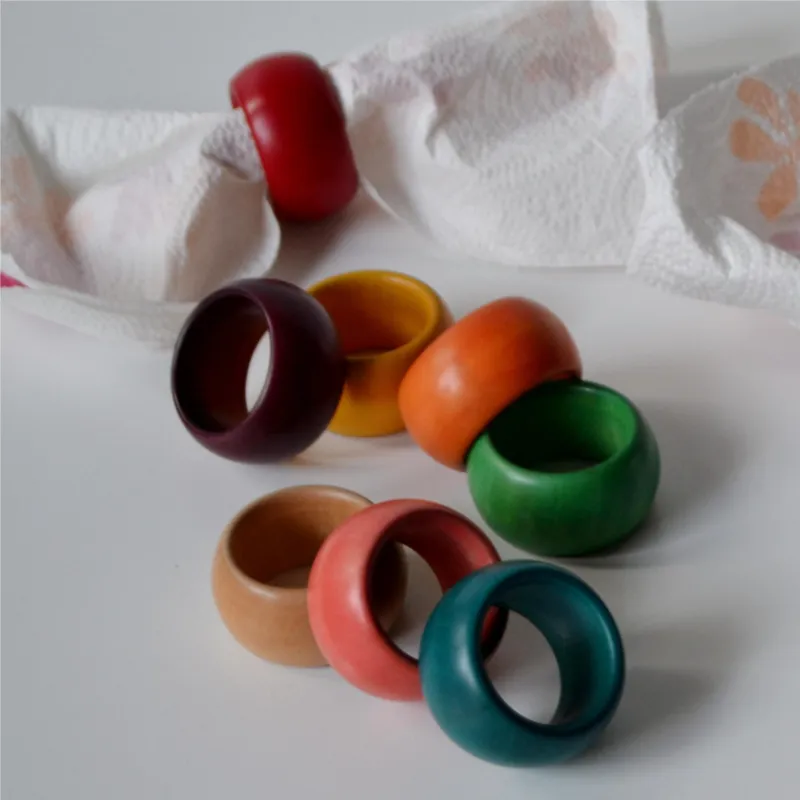 Allaccia tovaglioli in legno tornito a mano colore maturale pezzi 1 diametro 4,5 cm colore Giallo Manzoni Pietro Prezzo Di Fabbrica