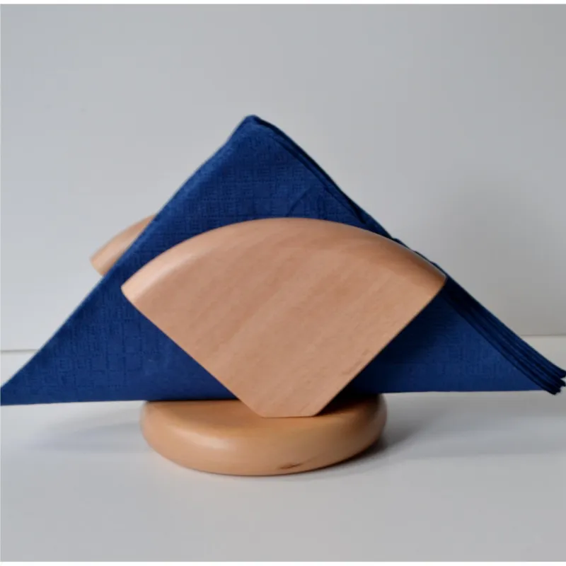 Portatovaglioli in legno di tiglio VELA 10xh9,5 cm realizzato a Bergamo Italia a mano colore naturale Manzoni Pietro Quantità Limitata