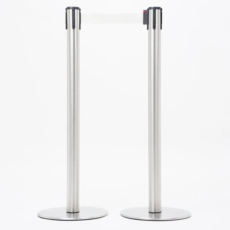 Ultime Pezzi Colonnina Segnapercorso con base piatta, ANTINCIAMPO, finitura acciaio LUCIDO e nastro estensibile fino a 3 metri blu Ø35xh 100 cm sistema retrattile e Autofrenante colore BIANCO IWIRD SRL