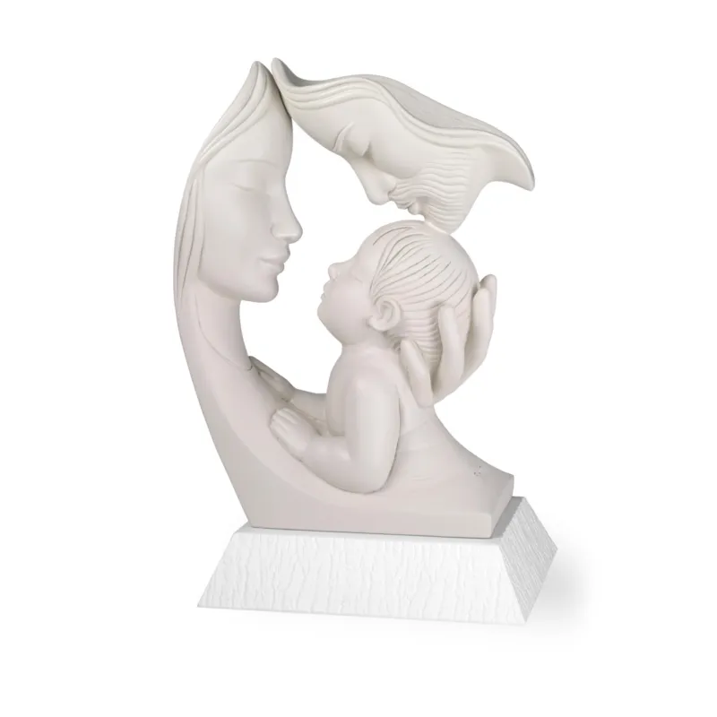 Acquista Ora Sacra famiglia in resina Piccolo Bianca base Bianca 8,5x13 cm immagine da appoggio per bomboniera ,battesimo cresima, matrimonio Fantin Argenti