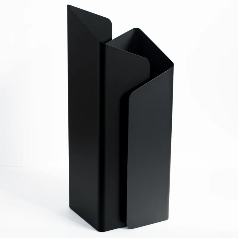 Vendita Finale Portaombrelli in Lamiera di Acciaio LABERINT Dimensioni 22X22xh 60 cm - peso 6,5 kg colore Nero Progetti