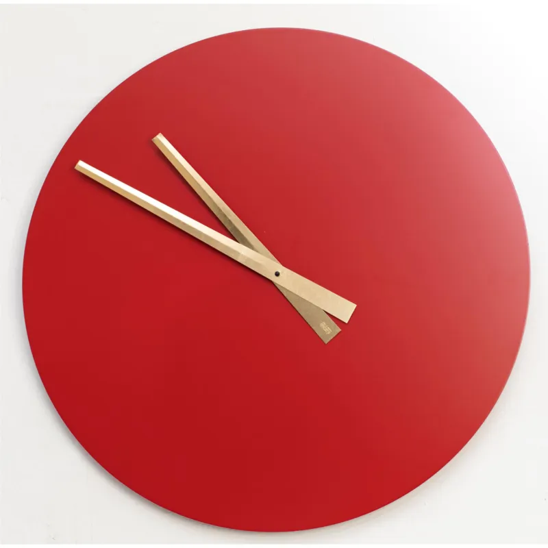 Must-Have Orologio da parete rotondo il legno Laccato Diametro 60x5 cm in legno con lancette colore oro I Dettagli
