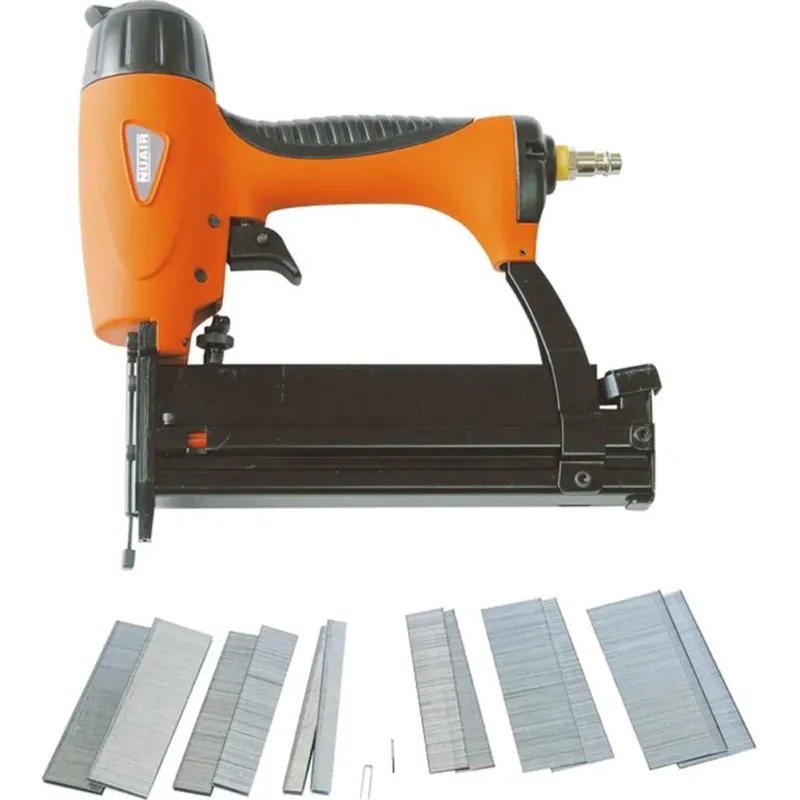 Promozione Esclusiva Graffettatrice e Sparachiodi ad Aria Compressa Valigetta 600 Chiodi 600 Graffette