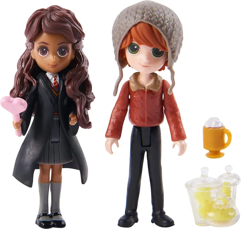 Ordina Subito Harry Potter Wizarding World Set Amicizia Ron Weasley e Calì Patil e Accessori
