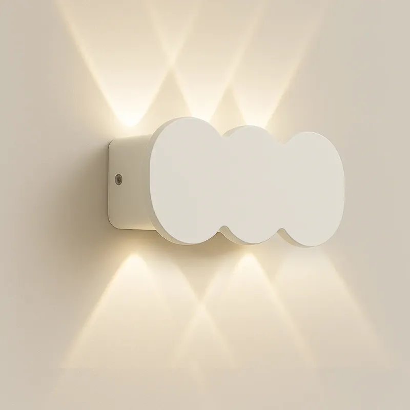 Applique da Muro 6 Led Lampada a Parete Bianca con Luce Bianco Caldo 15x8x3cm Prezzo Ridotto