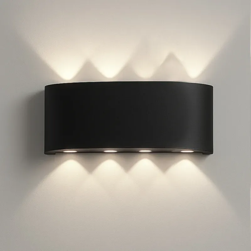 Applique da Muro 8 Led Lampada a Parete Nero con Luce Bianco Freddo 22x8x4cm A Buon Prezzo