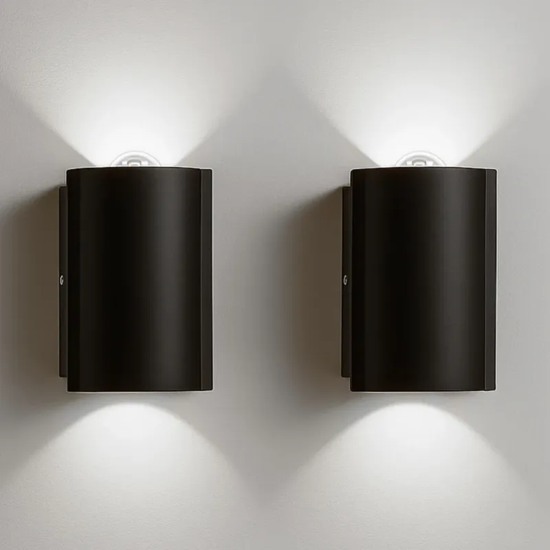 Set 2 Applique da Muro 2 Led Lampada a Parete Nero Luce Bianco Freddo 4x6.5x4cm Offerta Lampo