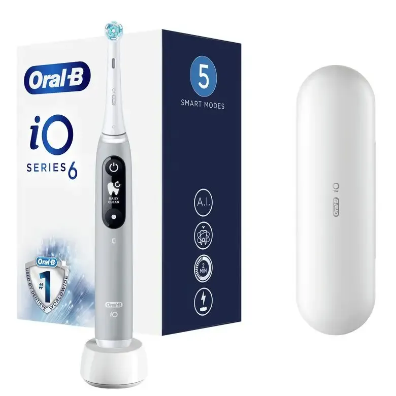 Vendita Finale Oral-B iO - 6 - Spazzolino Elettrico Grigio Con Display In Bianco E Nero, 1 Testina, 1 Custodia Da Viaggio, Designed By Braun