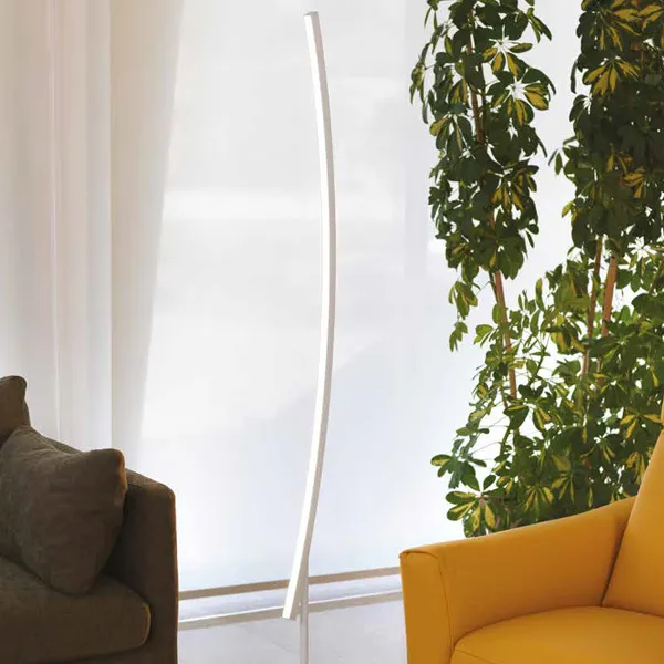 Bow lampada a terra di design Offerta