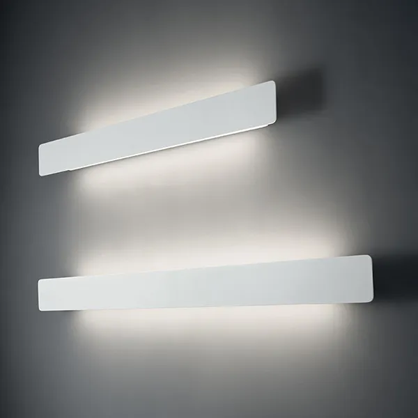 Line lampada da parete di design Quantità Limitata