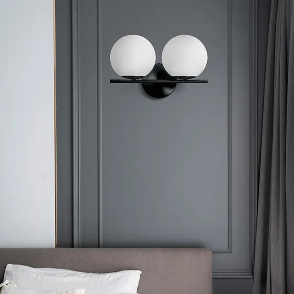 Novità Jugen lampada da parete 2 luci nera